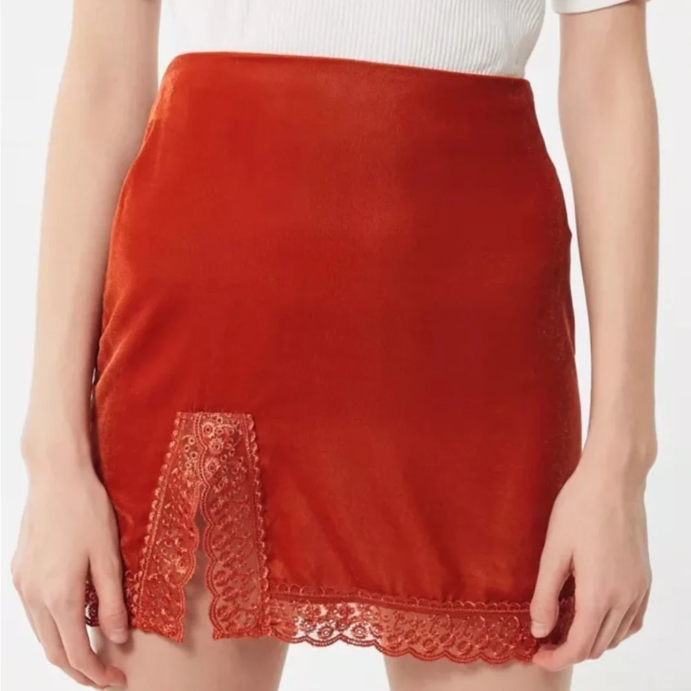UO Lucy Velvet Lace Trim Mini Slip Skirt Rust Orange